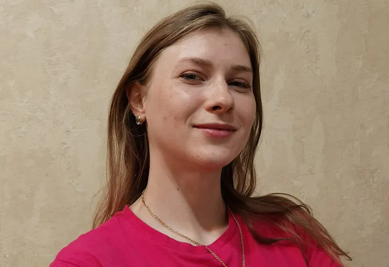 Дизайнер интерьеров